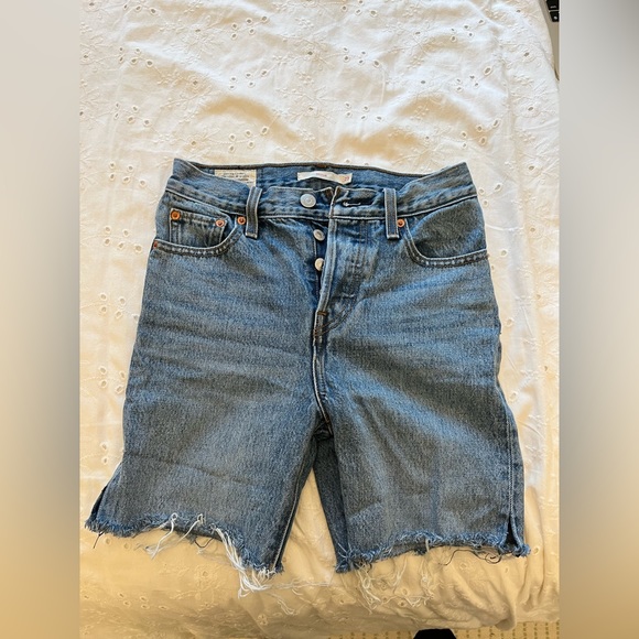 Levi Jean shorts, blue, size 23 - Picture 1 of 3